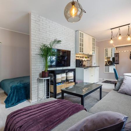 Riia Maantee Apartement Pärnu Exteriör bild