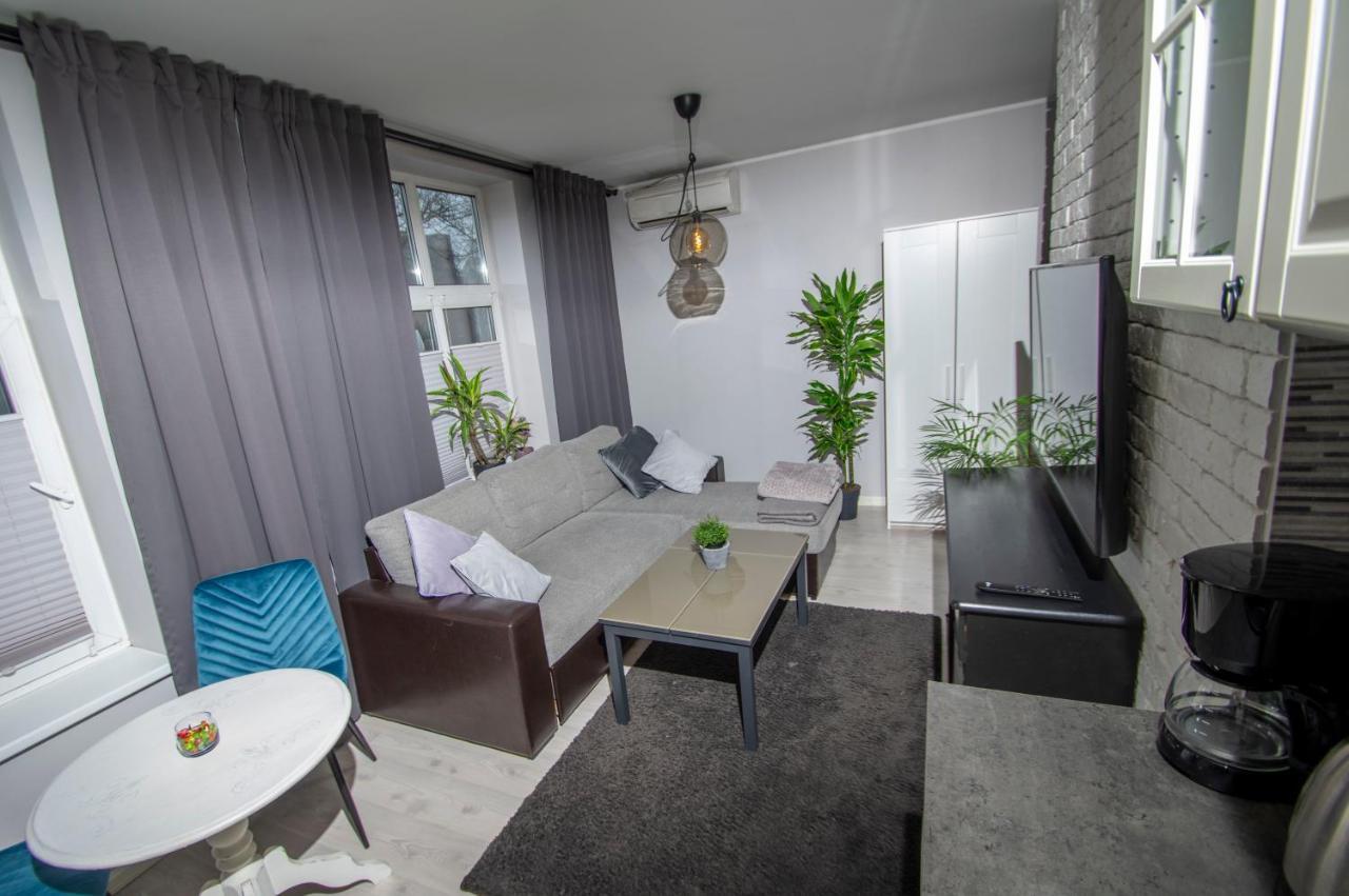Riia Maantee Apartement Pärnu Exteriör bild