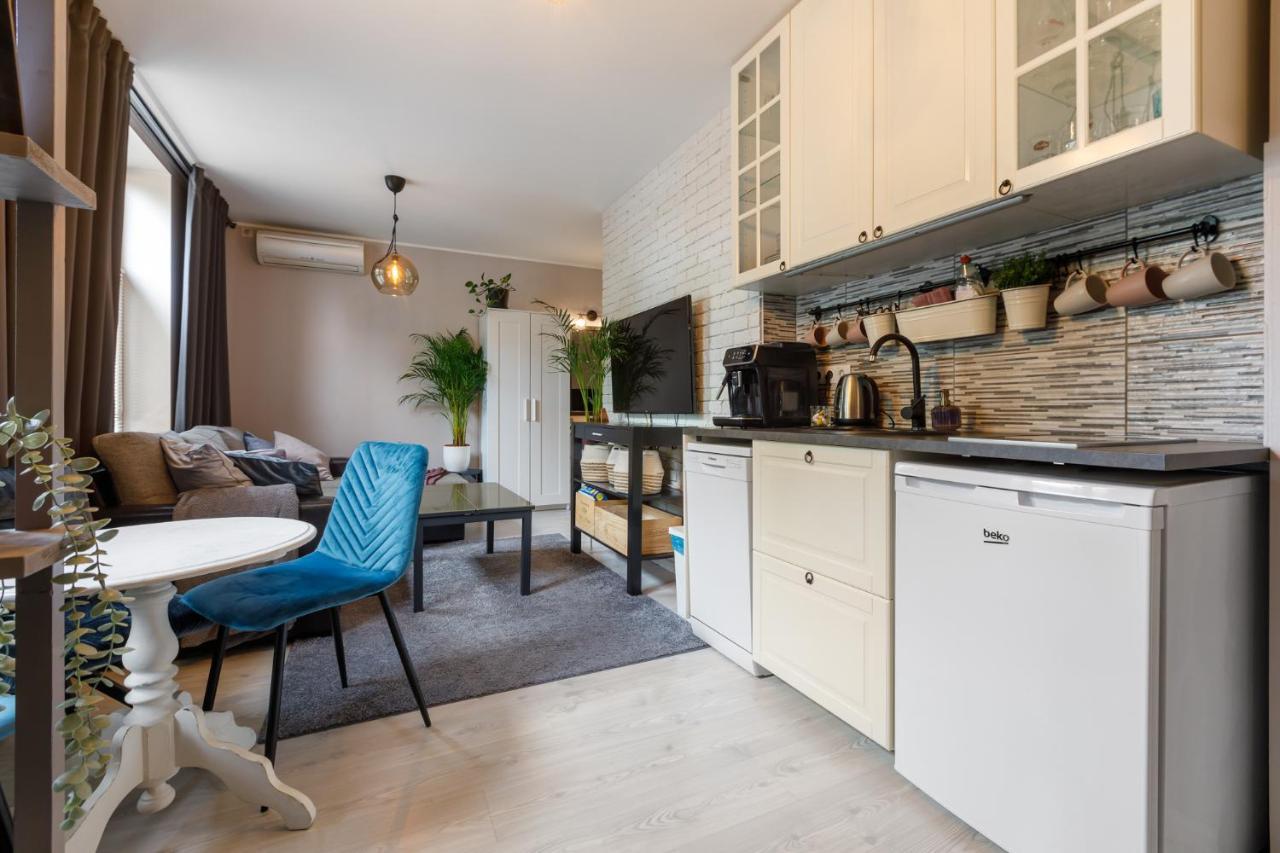 Riia Maantee Apartement Pärnu Exteriör bild