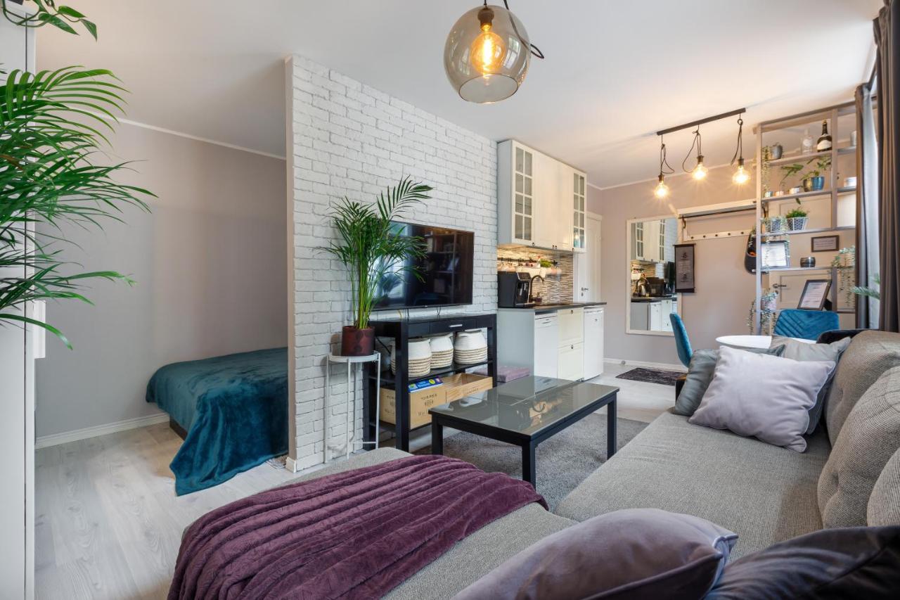Riia Maantee Apartement Pärnu Exteriör bild